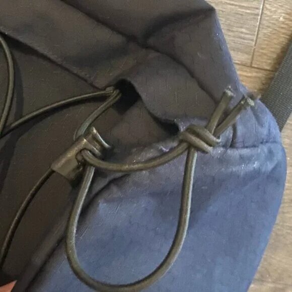 Carhartt WIP Leon Backpack Black  Streetwear Casual Everyday Bag preowned - Picture 6 of 13